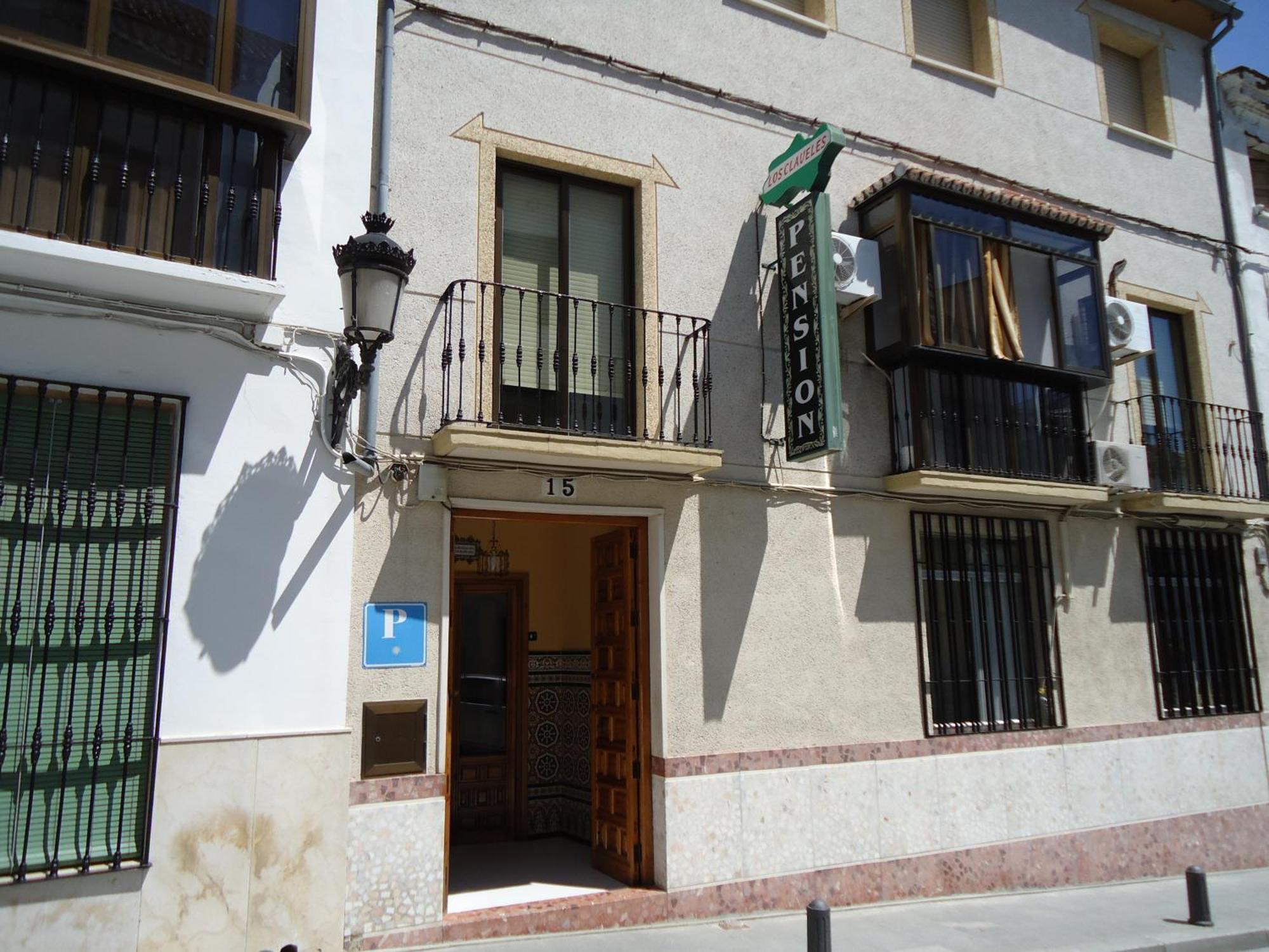 Hostal Los Claveles باينا المظهر الخارجي الصورة